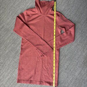 Lululemon Ribbed Turtleneck Long Sleeve Top Size 4